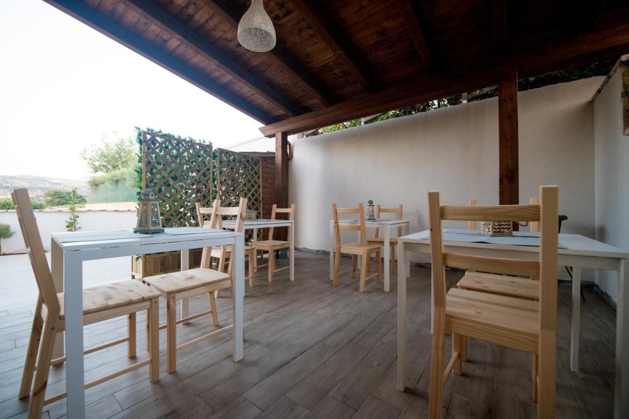 Dove Sorge Il Sole Bed & Breakfast Custonaci Exterior foto