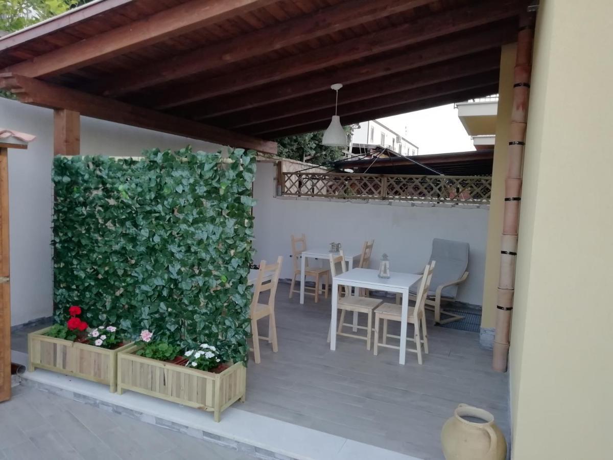 Dove Sorge Il Sole Bed & Breakfast Custonaci Exterior foto
